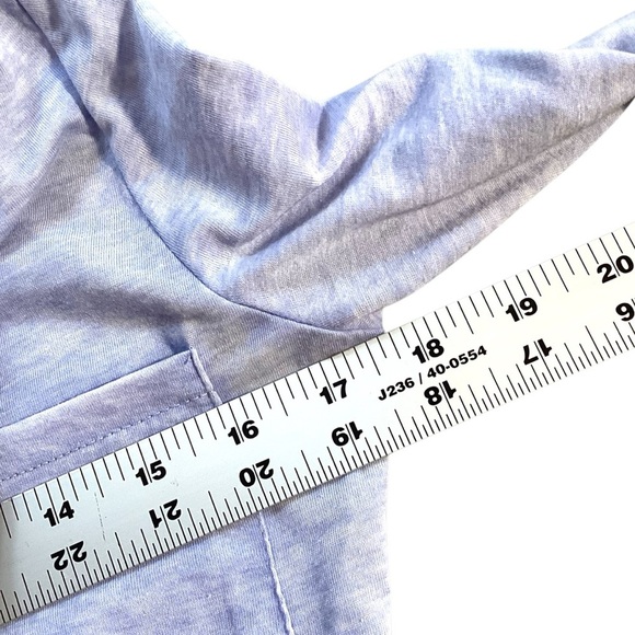 Sugar Rush Form Fitting Stretchy Roll Tab Half Sleeve Blouse Pale Lavender Small - Picture 4 of 6